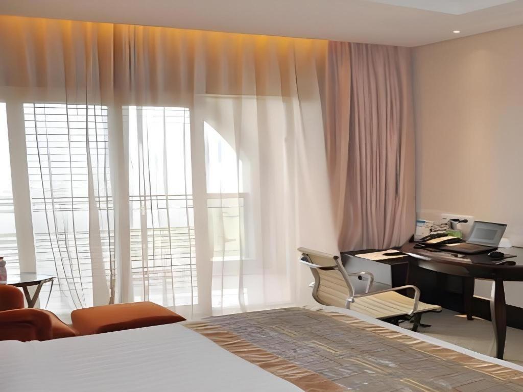 New Century Grand Hotel Xuzhou Exterior foto