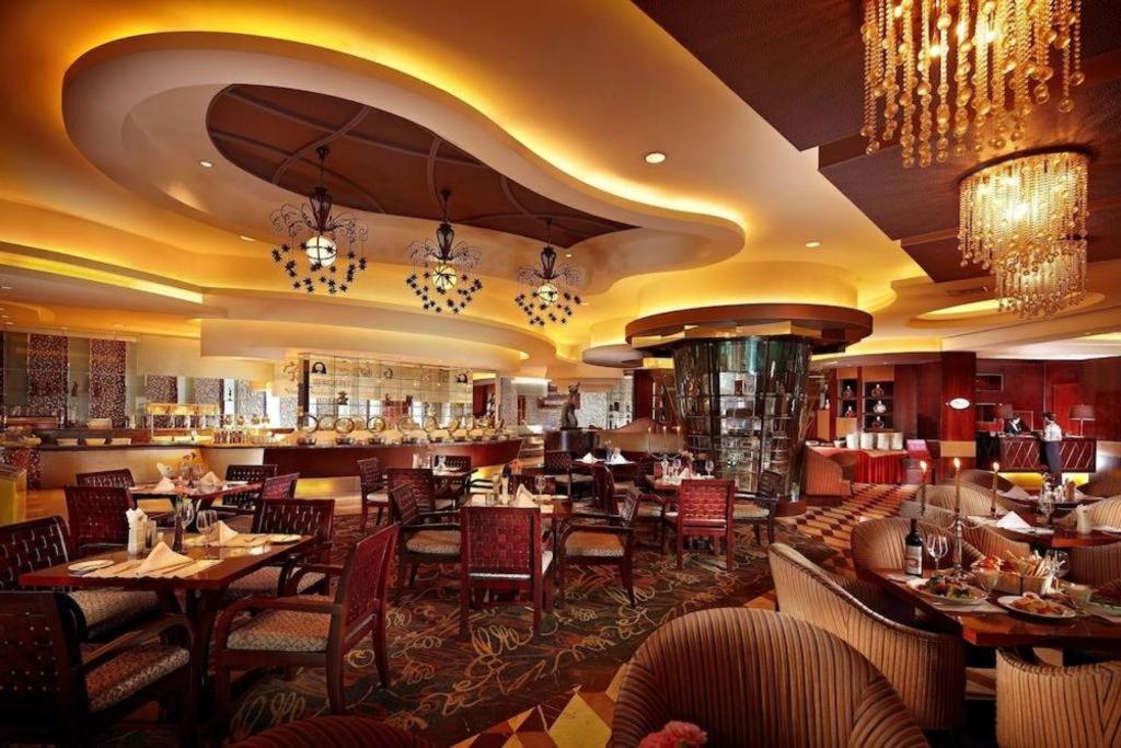 New Century Grand Hotel Xuzhou Exterior foto